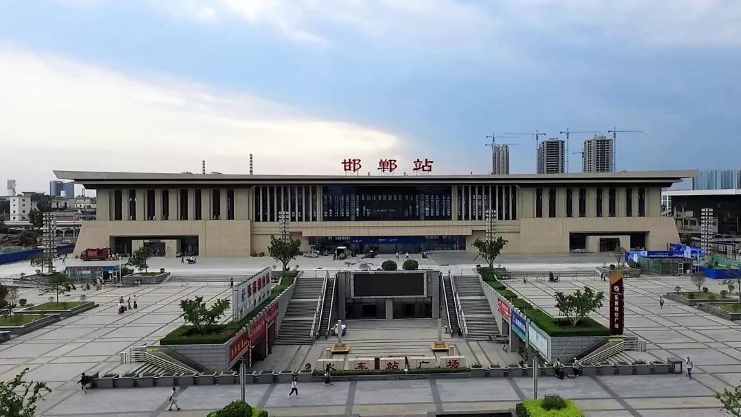 乐鱼体育下载入口-邯郸邯台客场逆袭，喜获胜利！